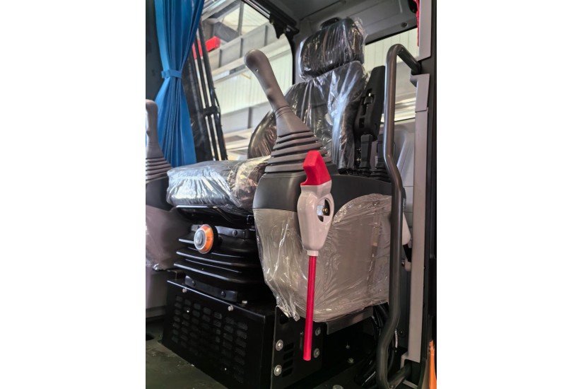 ZG180J - 18 TON LASTİKLİ